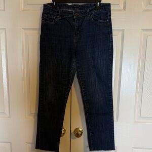 Levi’s Women’s Dark Blue mid rise skinny jeans